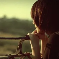 孤单女生意境非主流个性QQ头像图片第1张