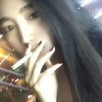 久病自愈的女生头像第1张