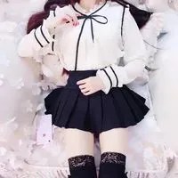 美女制服诱惑性感头像图片第1张