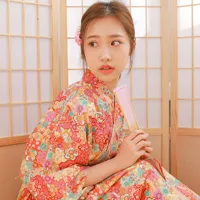 日本和服花纹女生头像第1张