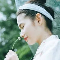 森系女生头像高清第1张