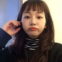 混搭女生头像第1张