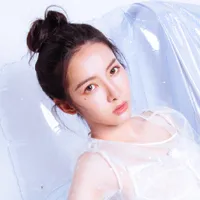 性感美女头像图片第1张