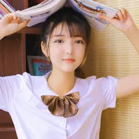 学生妹美女头像第1张