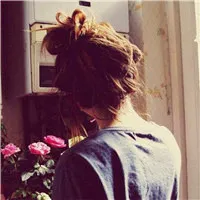 可爱清新丸子头女生头像第1张