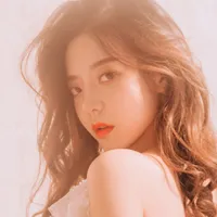 尤物美女头像第1张