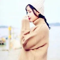 2018最新高清美女时尚头像第1张