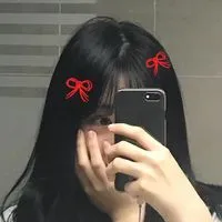 时尚有气质唯美女生头像第1张