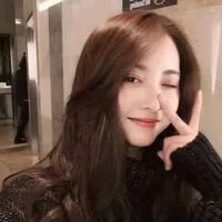 qq个性头像女唯美大气第1张