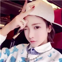 剪刀手女生头像2018最新版第1张