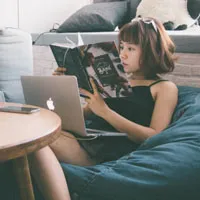 婀娜多姿的女生头像第1张