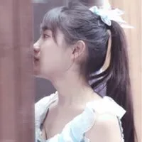 酷酷的个性女生头像第1张