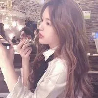 积极阳光正能量的女生头像第1张