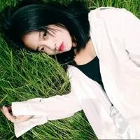 清纯森系文艺女生意境唯美头像图片第1张