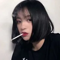 社会超拽图片女生头像第1张