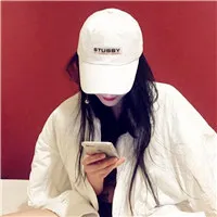 女生戴帽子侧脸头像霸气第1张