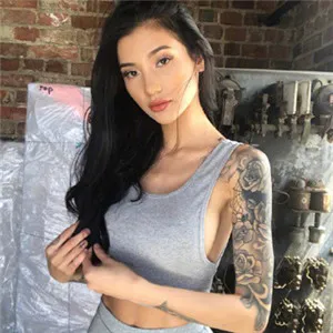 微信美女纹身头像霸气冷酷第1张