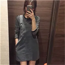 qq头像女生拿手机自拍第1张