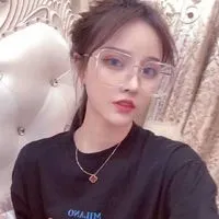 美女头像长发高清图片第1张