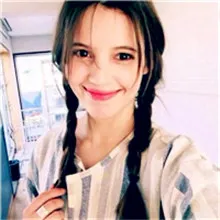 女生短发微信头像第1张