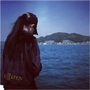 单人意境孤单女生头像第1张