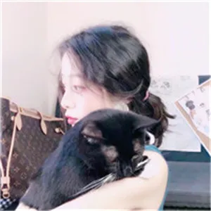 抱萌宠的女生头像大全第1张