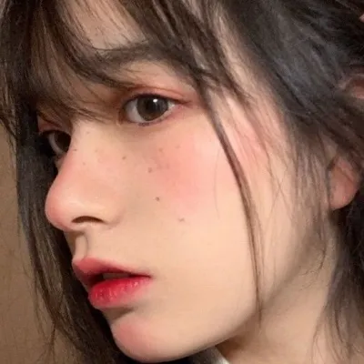 美女唯美清新头像第1张