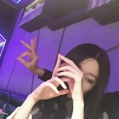 成熟真人女生头像第1张