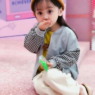 个性独特的女生头像第1张