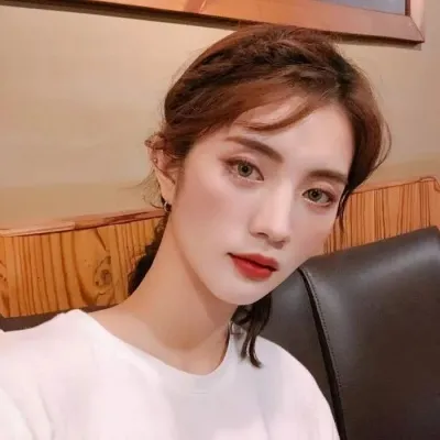 意境可爱女生头像第1张