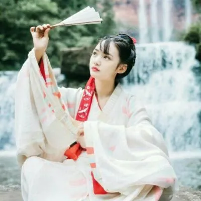 微信头像女生古风唯美图片第1张