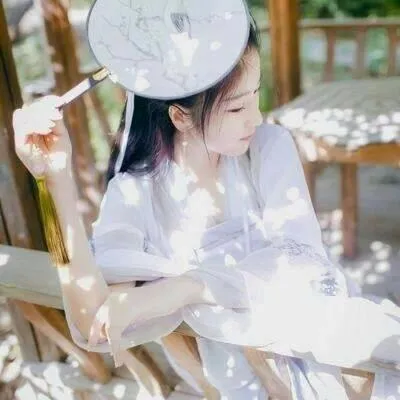 女生古风古韵唯美头像高清第1张