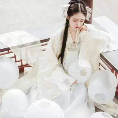 真人古风头像女第1张