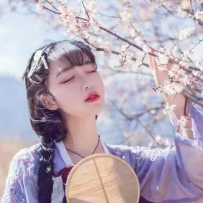 女生诗意头像第1张