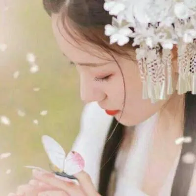 六张温柔清新的唯美古风真人头像女生第1张