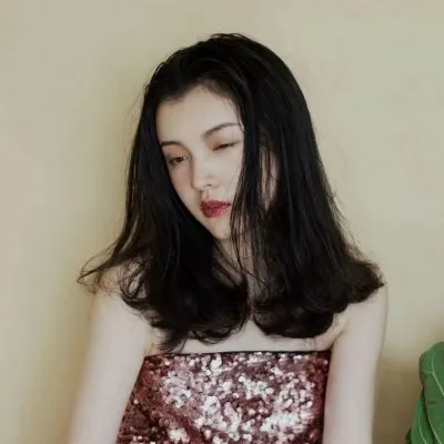 复古风图片女生头像第1张