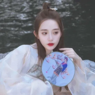 古风女头像真人唯美第1张