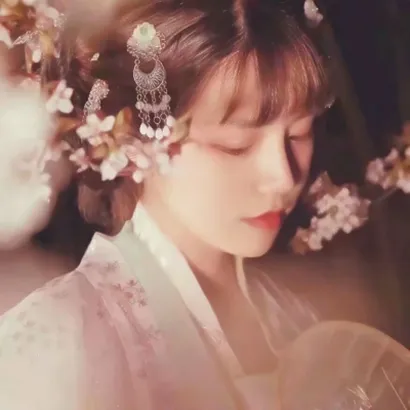 高清古风真人女头第1张