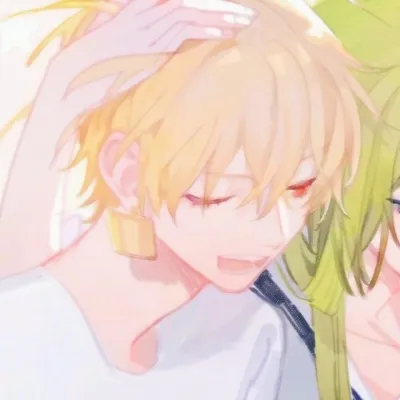 三人动漫情侣头像三张第1张