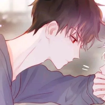 动漫一人一半情侣头像第1张