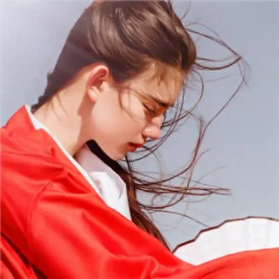 高清唯美的淡雅古风女生头像图片第1张