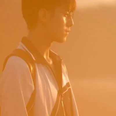 高清浪漫有诗意唯美的情侣头像图片第1张