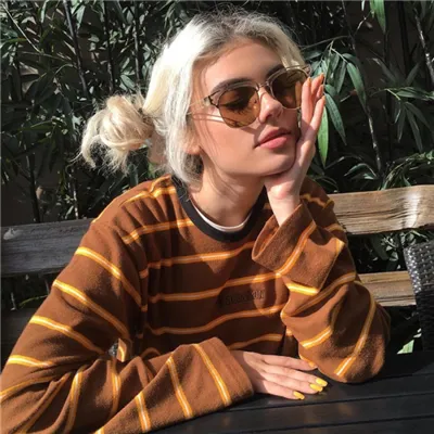 qq头像欧美女生搞怪可爱高清第1张