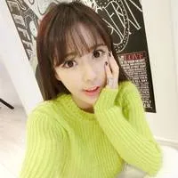 清新靓丽的qq女生头像发布中心第1张