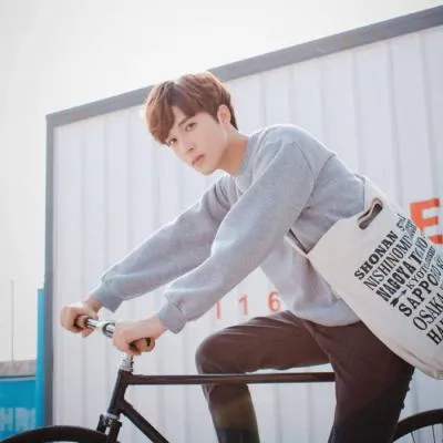 qq个性头像帅哥阳光高清图片第1张