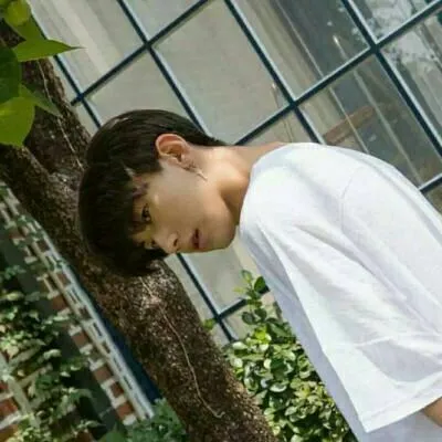 qq个性头像好看的帅哥高清图片第1张