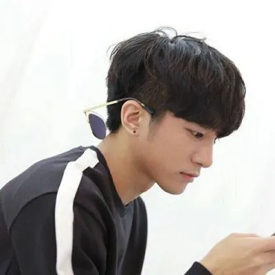 qq个性头像帅哥有点拽拽的高清图片第1张