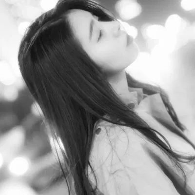 qq头像黑白女生冷酷霸气帅第1张