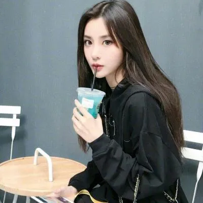 qq姐妹头像霸气范2人一左一右第1张