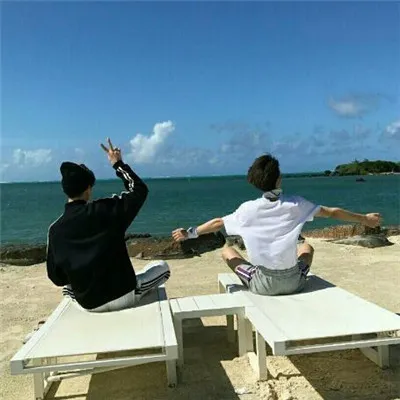 qq兄弟头像一人一张帅气第1张